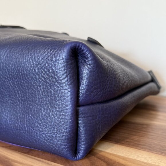 GoForthGoods GFG Small Avery Violet w/ black handles leather tote crossbody EUC - Picture 7 of 13